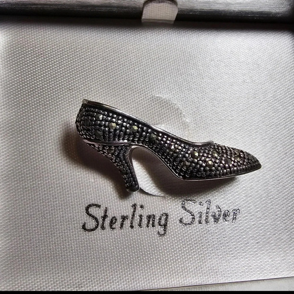 Vintage FAS 925 Sterling Silver Marcasite High Heel Shoe Brooch Pin New In Box - Picture 1 of 7